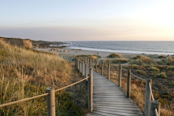 Os 10 melhores pontos turisticos para conhecer e visitar em Praias